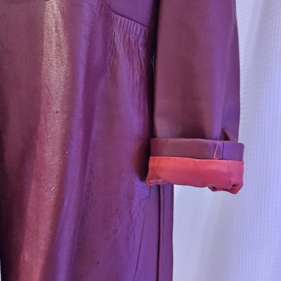 Vintage Plum Burgundy Belted Leather Jacket with Faux Fur Collar - Picture 10 of 10